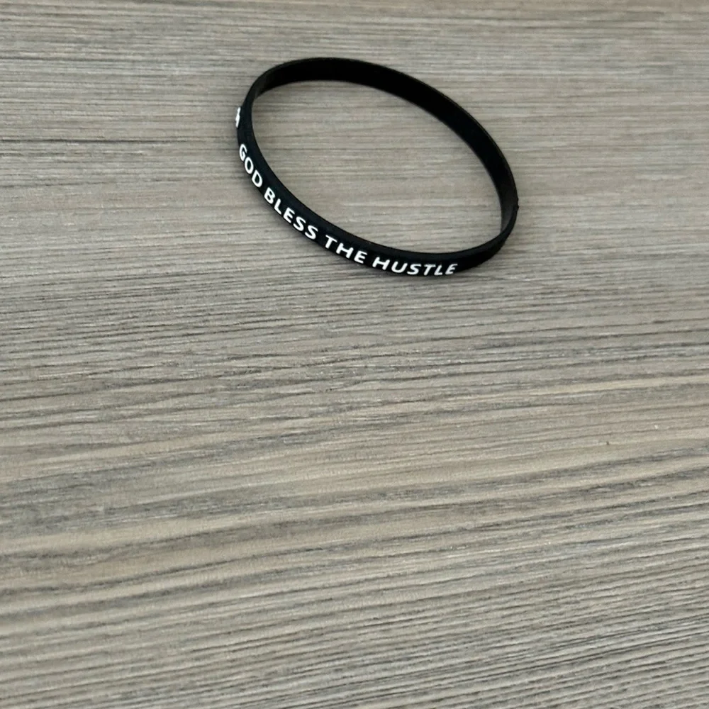 Braclets - Picture 2 of 4